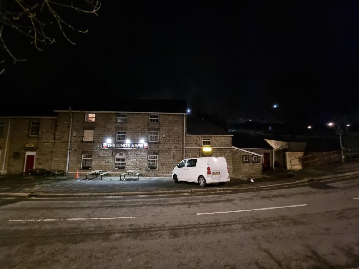 Kings Arms Guest House אבו וייל מראה חיצוני תמונה